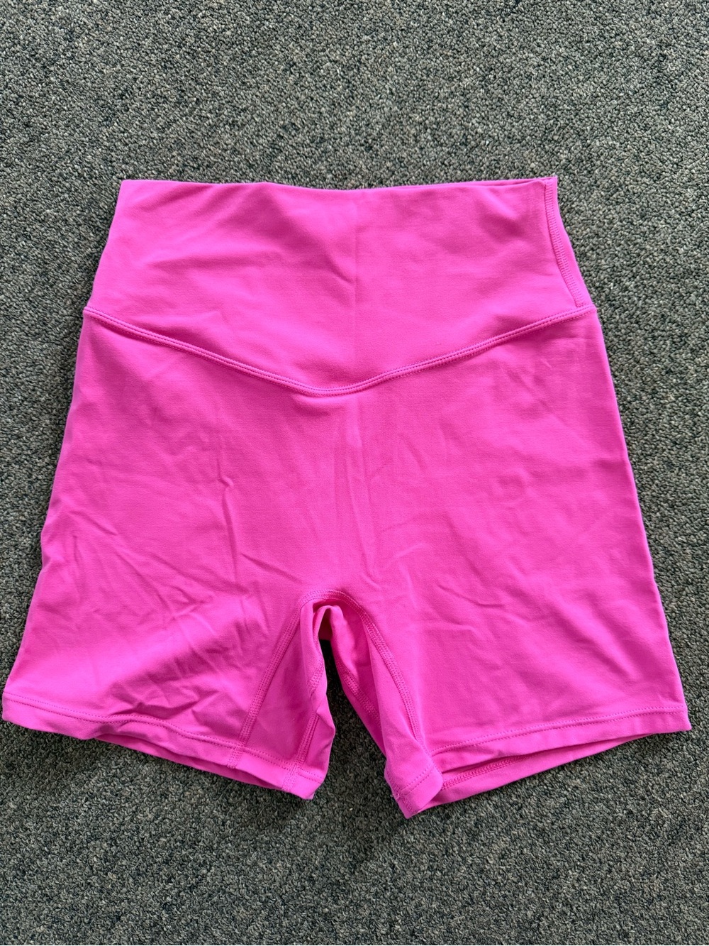 Vitality Cloud ii Volley Short in Strawberry